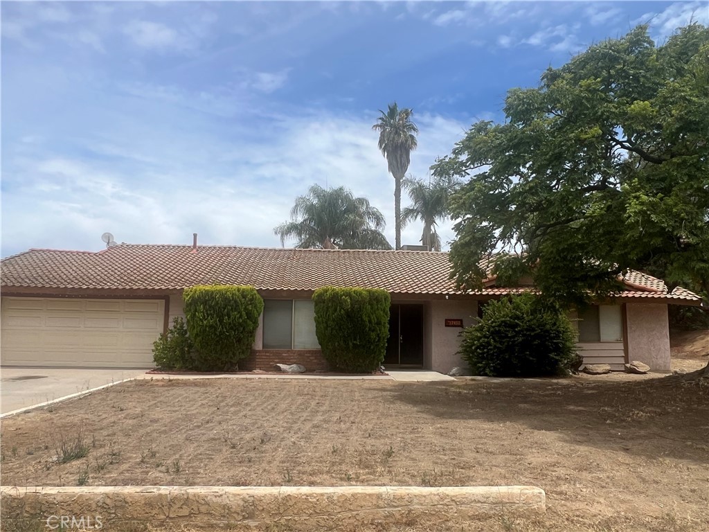 17450 Paula Lane Riverside, CA 92504 - Photo 2 of 22