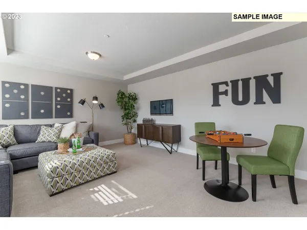 $819,775 | 10252 Southeast Compass Crse Street, Unit 349, Happy Valley, OR 97086