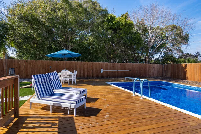 $625,000 | 427 Caviar Drive, Fort Walton Beach, FL 32548