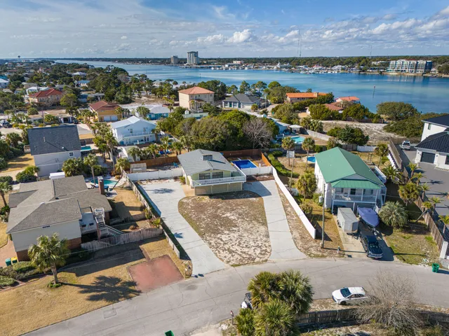$625,000 | 427 Caviar Drive, Fort Walton Beach, FL 32548