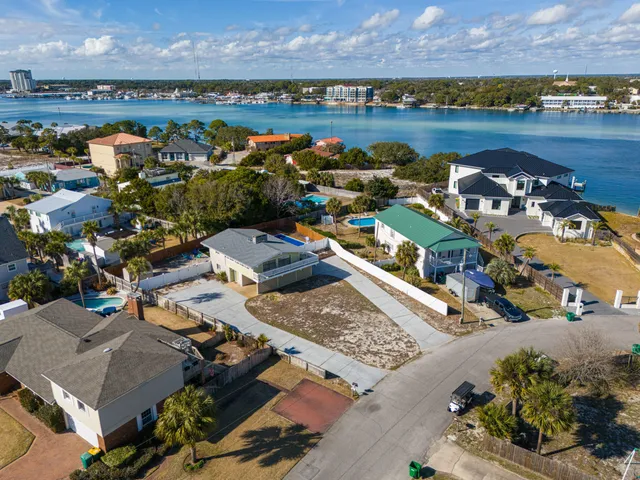 $625,000 | 427 Caviar Drive, Fort Walton Beach, FL 32548