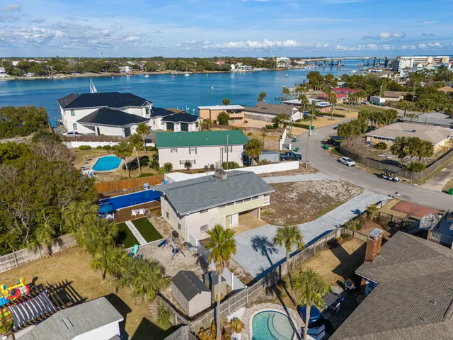 $625,000 | 427 Caviar Drive, Fort Walton Beach, FL 32548