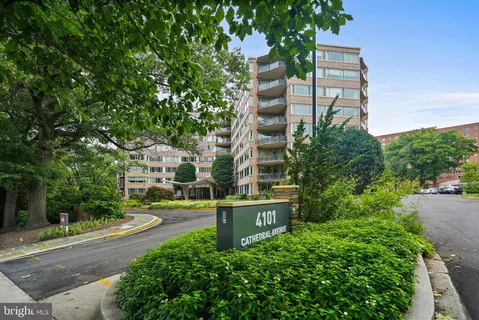 $490,000 | 4101 Cathedral Avenue Northwest, Unit 711, Washington, DC 20016