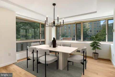 $490,000 | 4101 Cathedral Avenue Northwest, Unit 711, Washington, DC 20016