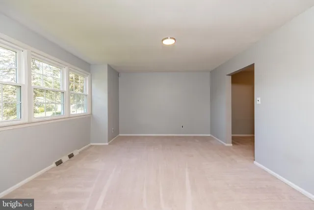 $2,700 | 5001 The Pines Boulevard, Wilmington, DE 19808