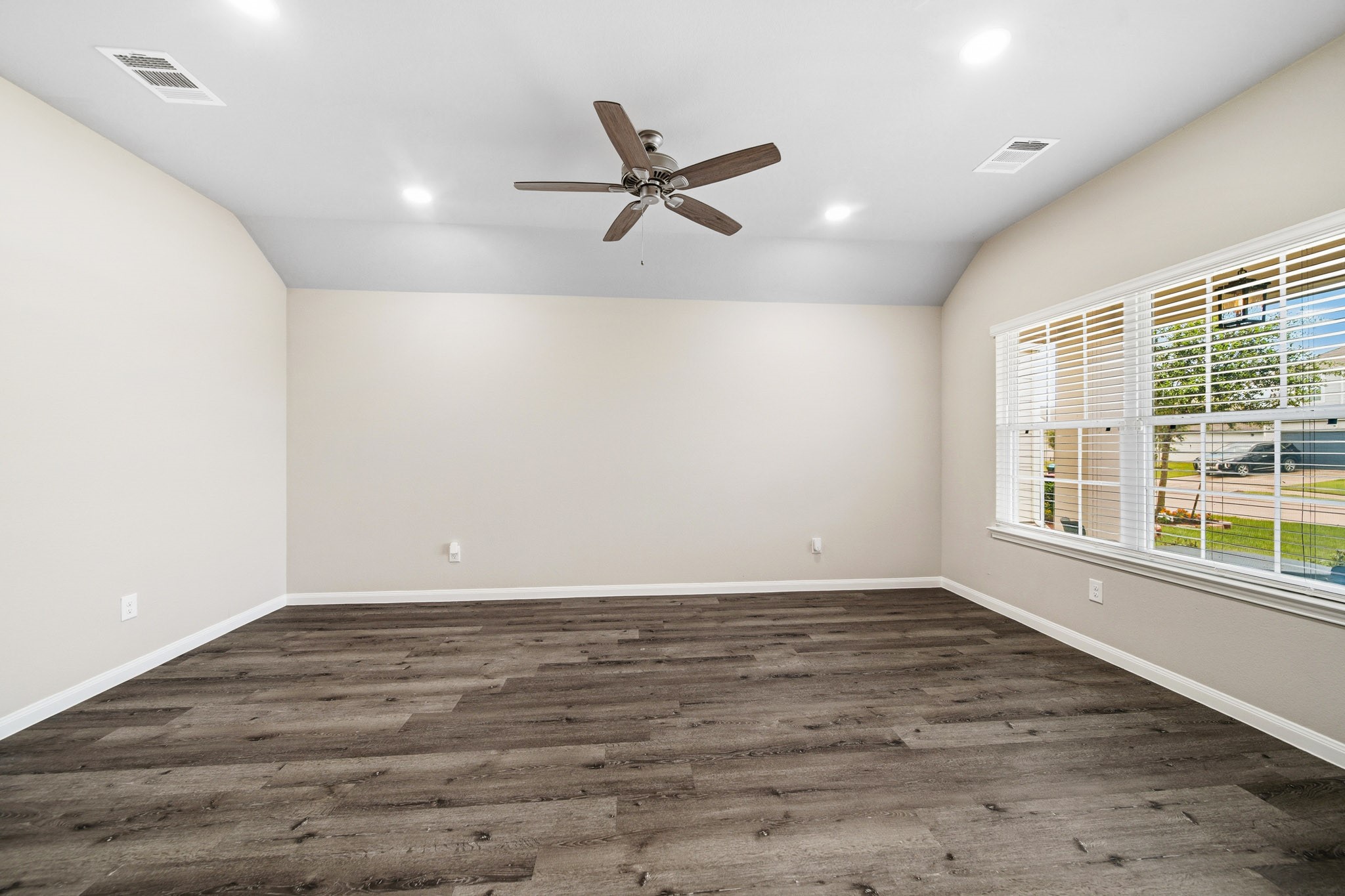 5235 James Michael Drive Rosharon, TX 77583 - Photo 13 of 41