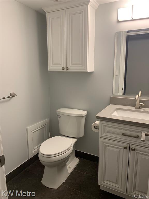 19637 West 12 Mile Road, Unit 102 Southfield, MI 48076 - Photo 21 of 25