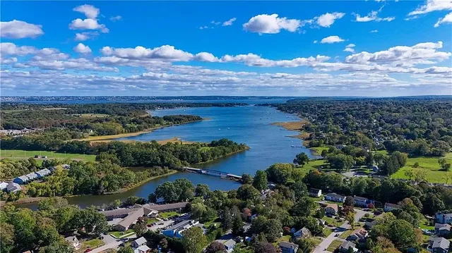 $3,400 | 510 Child Street, Unit 303B, Warren, RI 02885