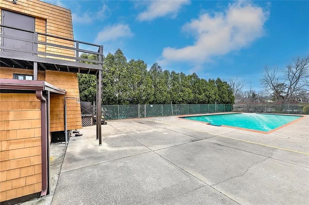 510 Child Street, Unit 303B Warren, RI 02885 - Photo 24 of 25