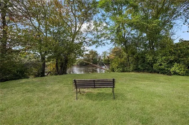 $3,400 | 510 Child Street, Unit 303B, Warren, RI 02885