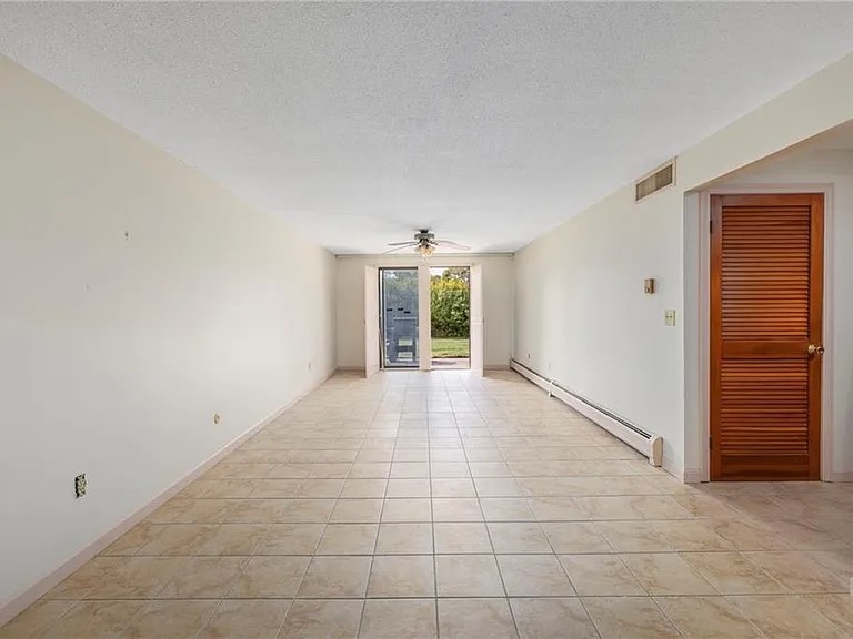 510 Child Street, Unit 303B Warren, RI 02885 - Photo 5 of 25