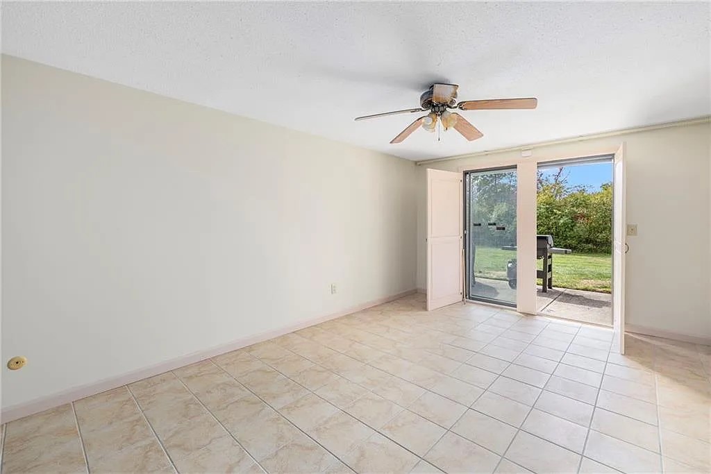 510 Child Street, Unit 303B Warren, RI 02885 - Photo 8 of 25