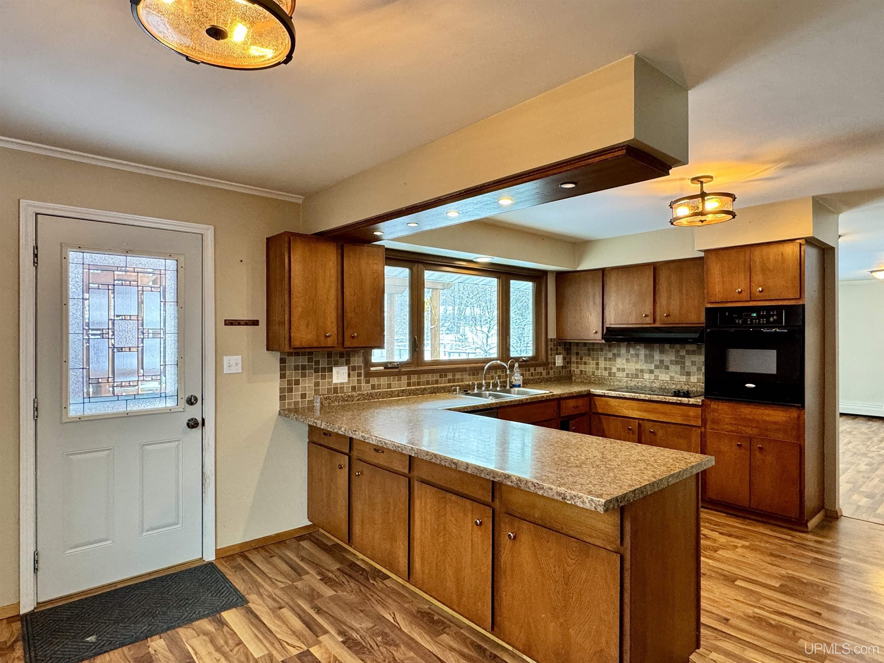 22205 Ridge Road Houghton, MI 49931 - Photo 11 of 65 Gallery Image 11