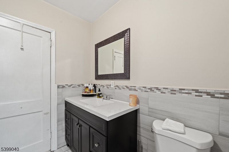 104 Continental Avenue Belleville, NJ 07109 - Photo 22 of 38