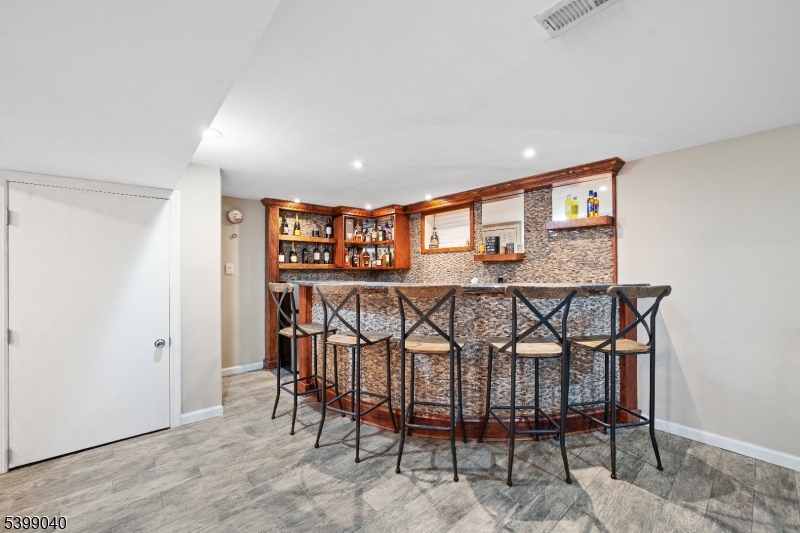 104 Continental Avenue Belleville, NJ 07109 - Photo 27 of 38