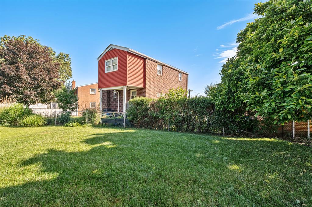 525 Loretto Road Pittsburgh, PA 15217 - Photo 34 of 41 Gallery Image 34