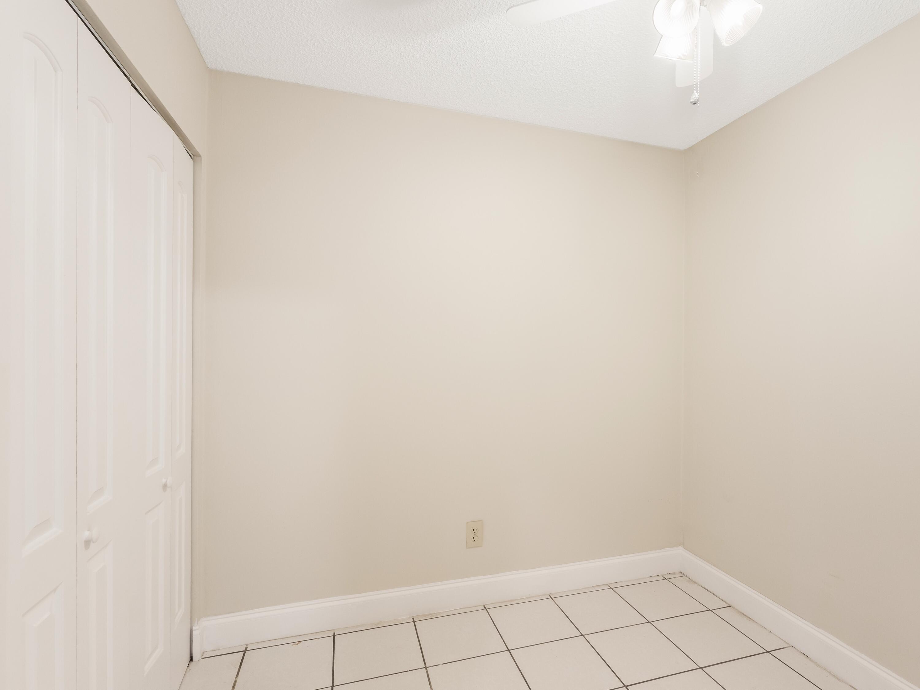 4806 Cherry Road West Palm Beach, FL 33417 - Photo 17 of 28 Den