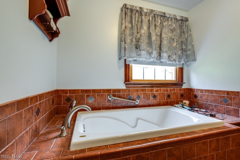 3139 Camille Road Southwest Sherrodsville, OH 44675 - Photo 37 of 50