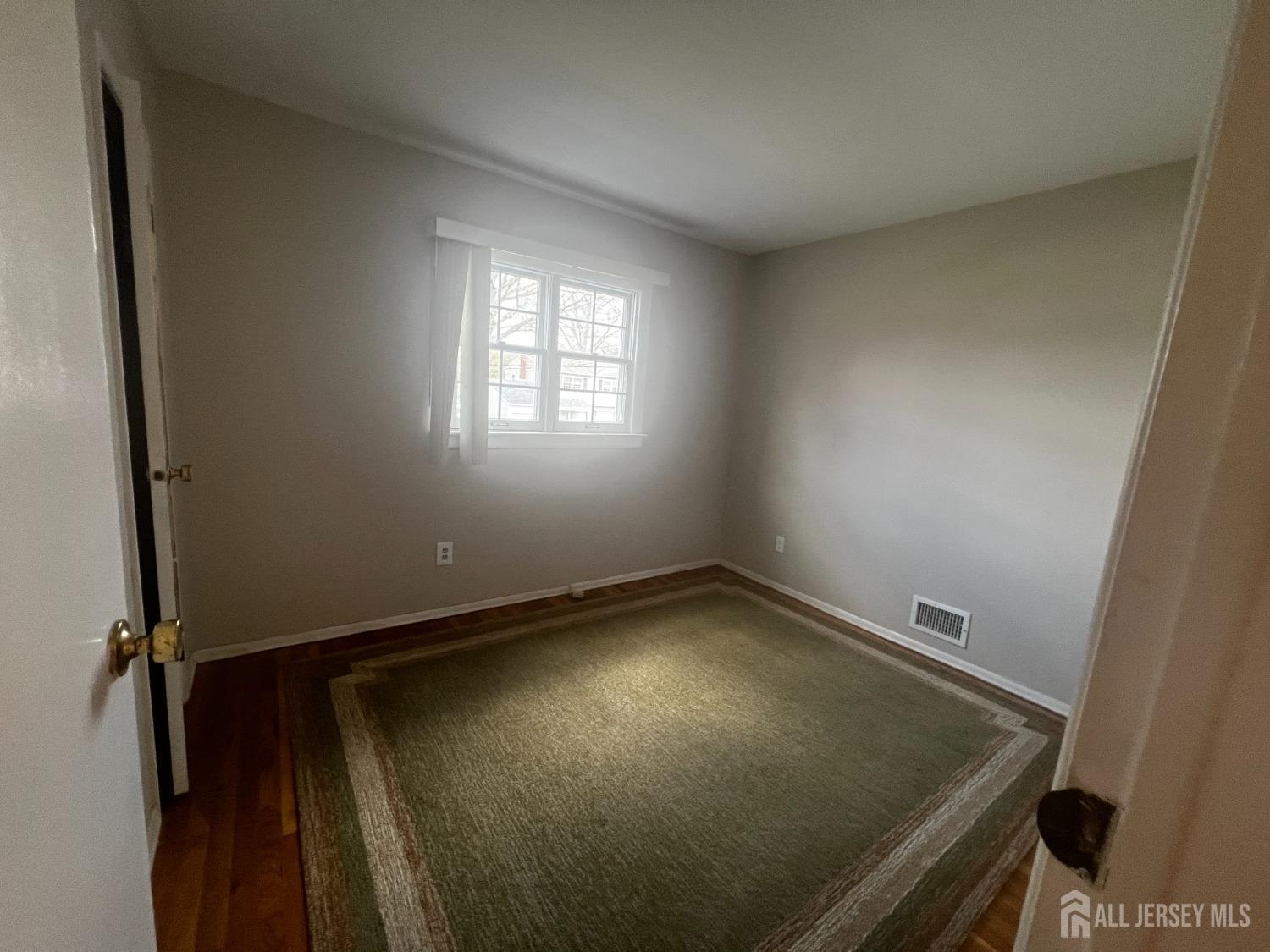 43 Lydia Lane Edison, NJ 08817 - Photo 13 of 29