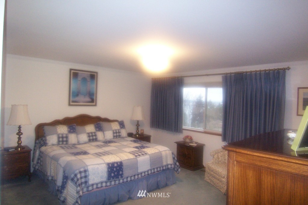 1525 Lidstrom Road East Port Orchard, WA 98366 - Photo 17 of 25 Gallery Image 17
