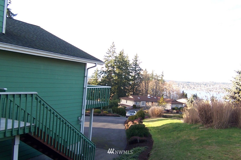 1525 Lidstrom Road East Port Orchard, WA 98366 - Photo 3 of 25 Gallery Image 3