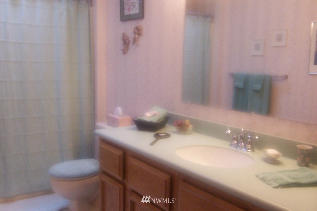 1525 Lidstrom Road East Port Orchard, WA 98366 - Photo 21 of 25 Gallery Image 21