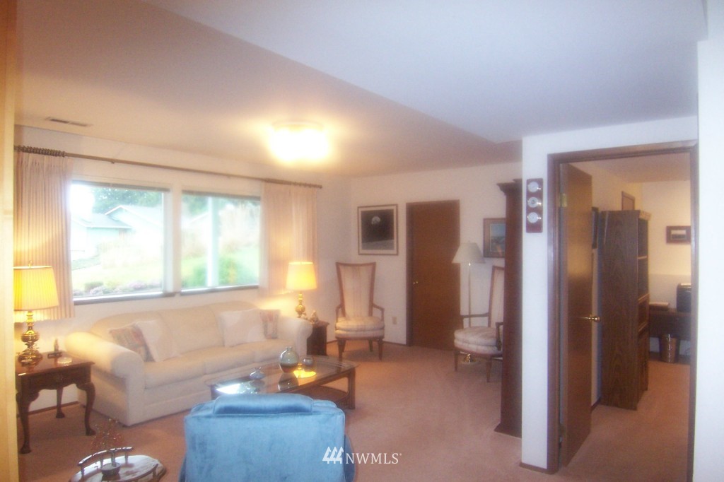 1525 Lidstrom Road East Port Orchard, WA 98366 - Photo 24 of 25 Gallery Image 24