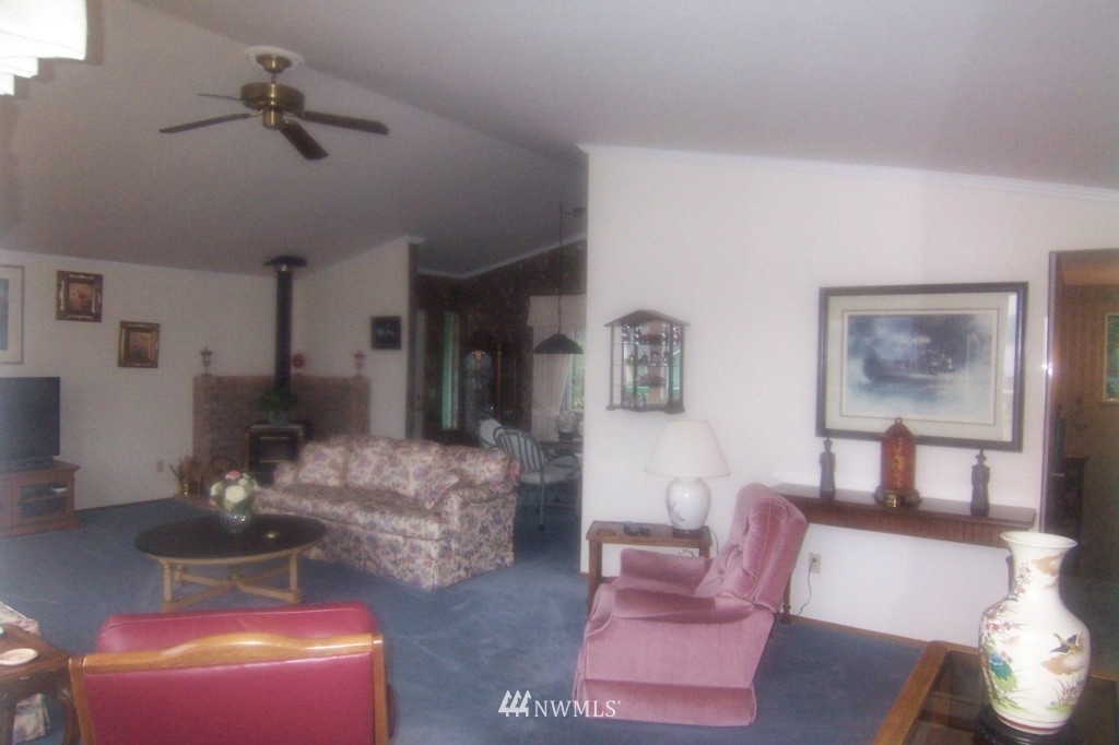 1525 Lidstrom Road East Port Orchard, WA 98366 - Photo 10 of 25 Gallery Image 10