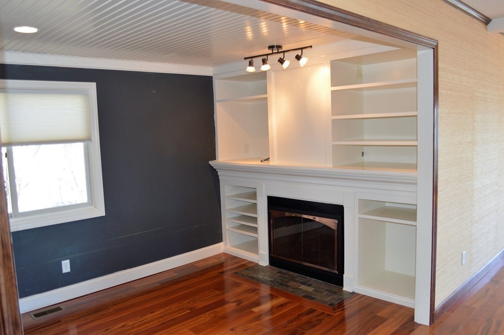 49 Edgewater Road Hull, MA 02045 - Photo 10 of 29 Gallery Image 10
