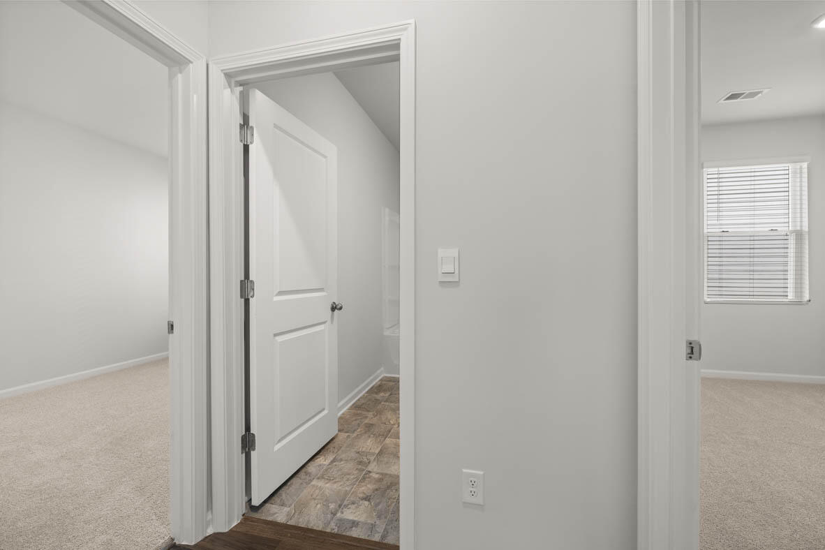 908 Raghorn Road Grovetown, GA 30813 - Photo 45 of 51 Centrally located second bathroom