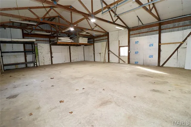 $385,000 | 25700 Highway 32, Lebanon, MO 65536