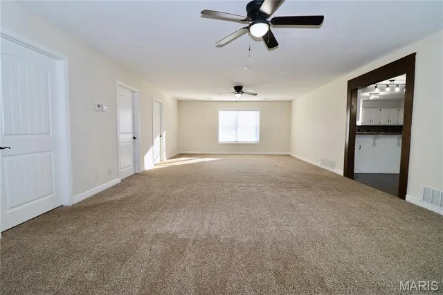 $385,000 | 25700 Highway 32, Lebanon, MO 65536