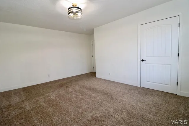 $385,000 | 25700 Highway 32, Lebanon, MO 65536