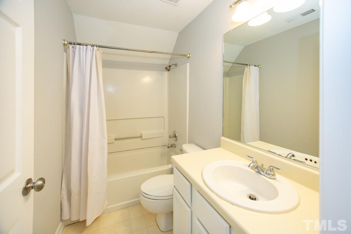 4115 Olde Coach Road Durham, NC 27707 - Photo 19 of 29