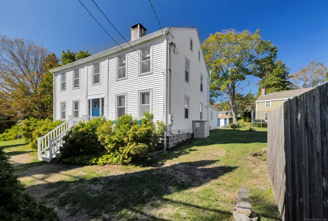 $375,000 | 52 High Street, Clinton, CT 06413