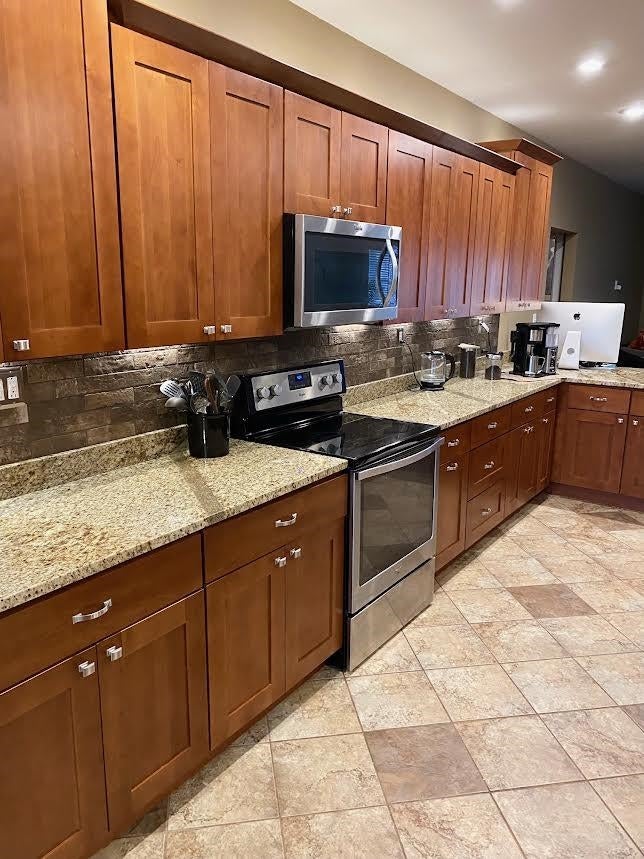 200 Oak Ridge Lane Huntington, WV 25704 - Photo 7 of 32 Gallery Image 7
