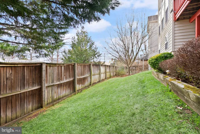 $1,200,000 | 7204 Gray Heights Court, Alexandria, VA 22315