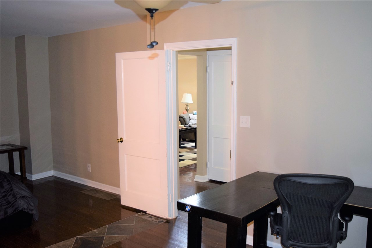 3308 West Torquay Road Muncie, IN 47304 - Photo 6 of 26