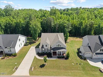 $595,000 | 307 West Amber Oak Drive, Selma, NC 27576