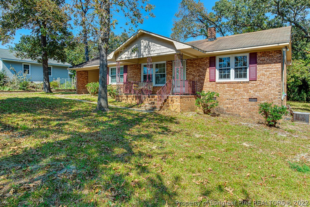 1102 Vass Road Spring Lake, NC 28390 - Photo 3 of 27 Gallery Image 3