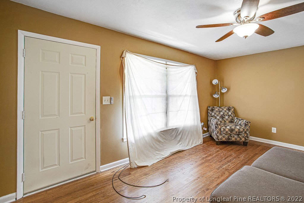 1102 Vass Road Spring Lake, NC 28390 - Photo 5 of 27 Gallery Image 5