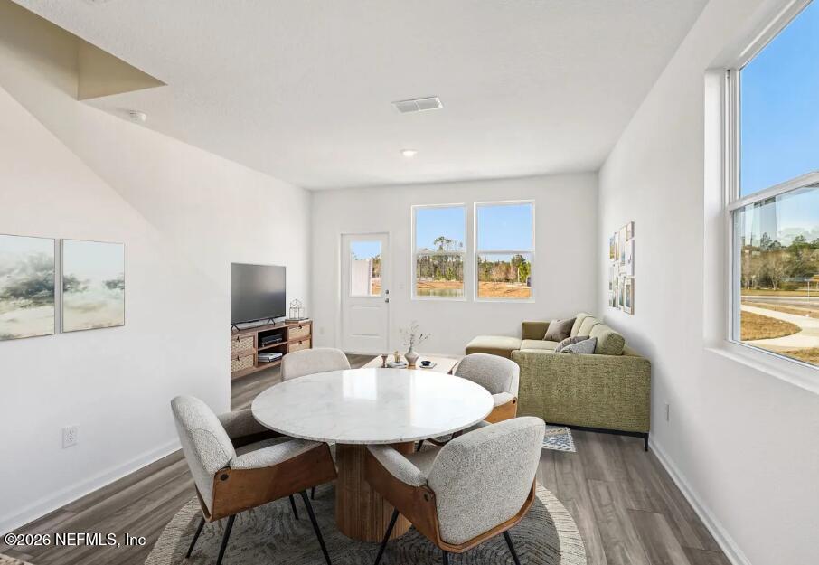 476 Trout Run Road Jacksonville, FL 32218 - Photo 3 of 4 Living Area