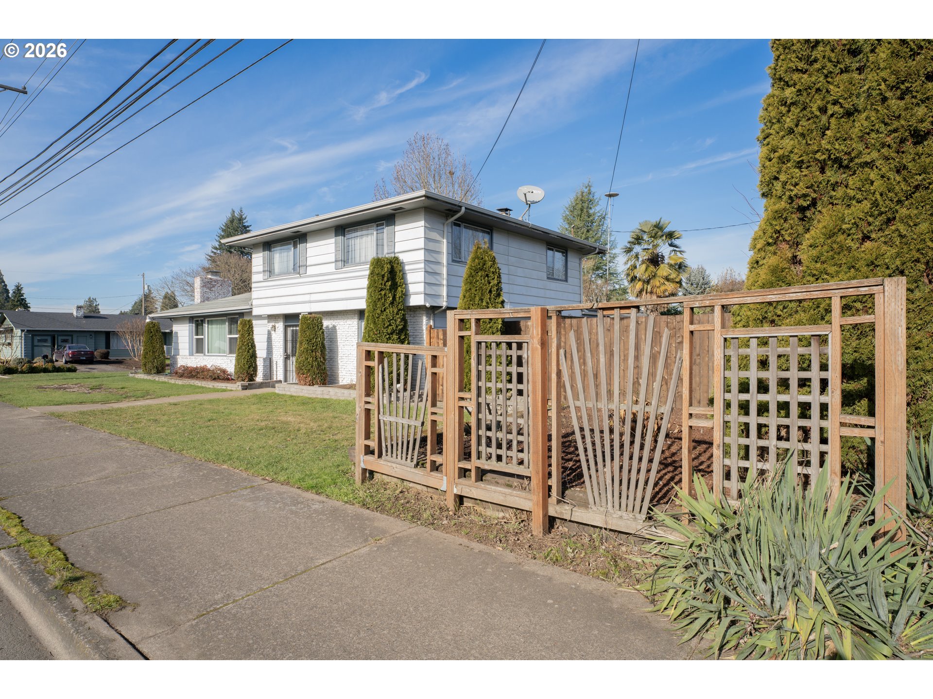 389 Maxwell Road Eugene, OR 97404 - Photo 3 of 48