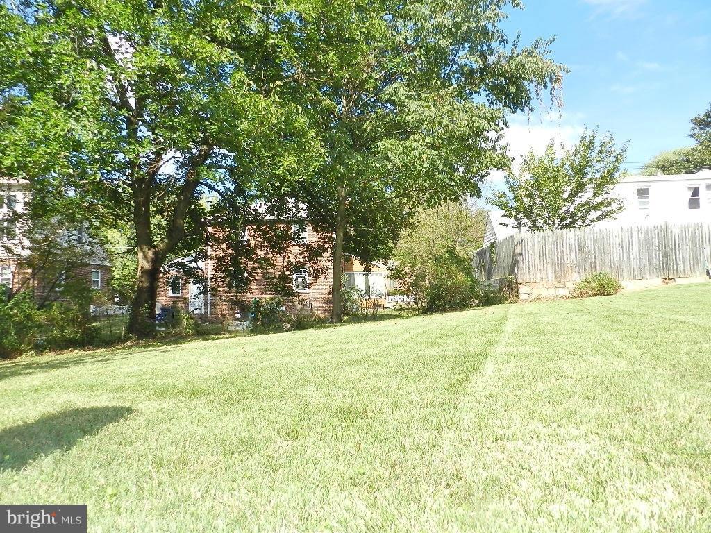 9926 Rogart Road Silver Spring, MD 20901 - Photo 29 of 30 Exterior (Rear)