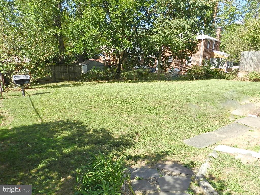 9926 Rogart Road Silver Spring, MD 20901 - Photo 30 of 30 Exterior (Rear)