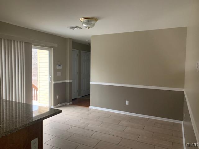731 Edgewood Road Tobyhanna, PA 18466 - Photo 6 of 17 Eat-In Kitchen