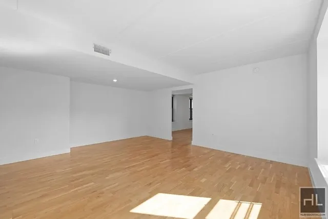 $4,050 | 310 Clarkson Avenue, Unit 605 | Prospect Lefferts Gardens