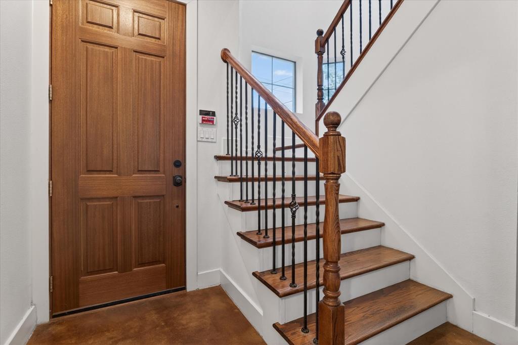 4105 Lafayette Street Dallas, TX 75204 - Photo 3 of 26 a view of entryway with wooden floor