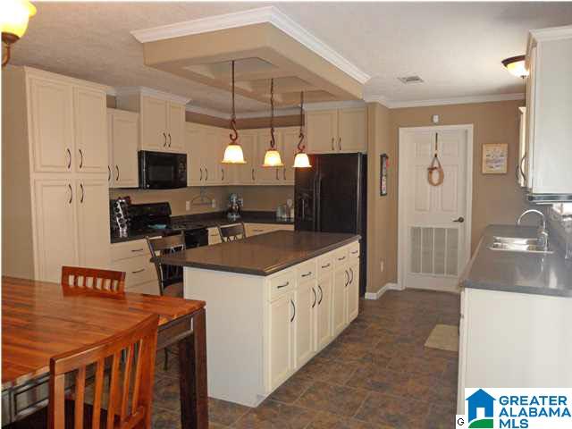 4681 Highway 9 Hayden, AL 35079 - Photo 15 of 32