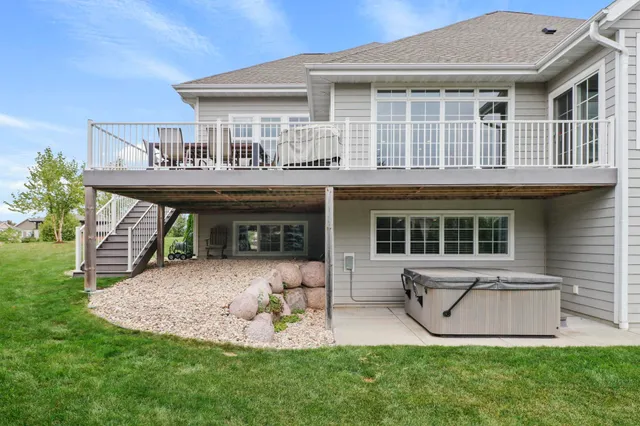 $1,275,000 | 9801 Shadow Ridge Trail, Middleton, WI 53562
